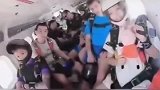 天门山翼装飞行女孩生前，生活很丰富，经常玩挑战性项目