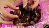 秋天要多吃板栗，这样处理，壳自动脱落，1秒钟剥一个，太爽了