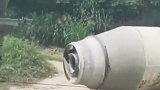 问君能有几多愁，无奈罐子卡掉头