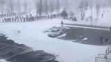 内蒙古民族大学 校园内狂风暴雪，感受不一样的大学生活！