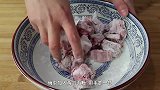 我家排骨从不红烧，加1个鸡蛋，不用煮不用炖，上桌瞬间扫光