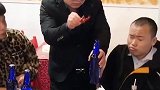 当老板看见美女后，结果亮了