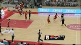 男篮友谊赛-13年-中新男篮对抗赛G2：周鹏后场抢断一条龙上篮得手-花絮