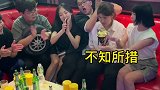 这生日过得心慌 真离谱生日就这么完事儿了 还有那山歌怎么还跑调呢？