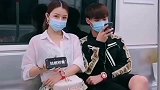 还以为是姐弟俩，没想到阿姨这么年轻啊！