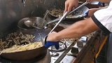 一顿操作猛如虎，炒菜只剩下二两五！