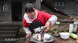 丫丫今天做麻辣折耳根鱼，肉质细嫩不腥，好吃又下饭，过瘾