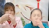 爸爸应该不知道吃的是什么，希望别让他看到，这味道一定很特别吧
