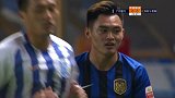 黄紫昌轻巧过人戏耍富力后卫 乌索协防放倒苏宁超新星