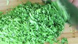 小白菜最好吃的做法，不炒不凉拌，美味鲜香，比吃大鱼大肉还过瘾