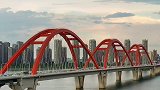 “福元路大桥”据说这是湘江上最好看的桥，因为一到晚上就会变成三拱彩虹桥长沙 湖南长沙