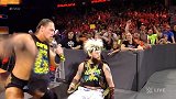WWE-17年-RAW第1232期：1v2强弱不等赛卢瑟夫&马哈尔VS卡萨迪-全场
