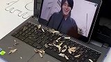 车里灰尘烟灰多，试试这款清洁软胶 吧，不仅车上，放在家里，电脑都可以清洁哦清洁软胶 实用好物