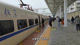 坐着高铁去旅行，桂林至南宁，窗外的风景太美了，桂林山水甲天下