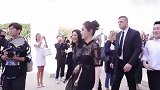 太讽刺！王子文走红前曾被杨颖蔑视，如今二人同上节目却有说有笑
