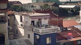 平行时空遇见你王彦霖为李一桐打架，两人天台洗头超甜