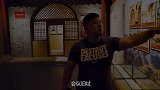 跟着胖哥看革命先烈 动情深处以鞠躬表达敬意和哀思
