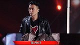王菲谢霆锋重现经典牵手姿势，间接否认了分手传闻满脸幸福
