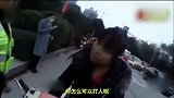 爆新鲜-20170327-女子违章停车遭交警处罚 爆粗口：欺负我长得漂亮