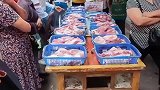猪肉大降价，南方阿姨们夏天灌起了肠，难道不怕放坏了吗？