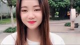 美女挠小伙的手，居然暴露出这个秘密