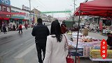 丽丽在乾县临平镇超市买菜，偶遇粉丝，粉丝怎样评价她的视频