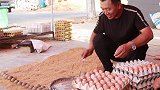 龙龙爸带你学河南农村加工变蛋，个个都糖心流油，十里八村都来买