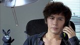 命运交响曲：新款衣服被寄走，安琪跟富二代追回衣服，老总请吃饭