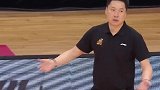 【没品CBA】对手发球违例裁判不管 李春江跳舞抗议以示不服