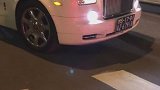低调的女神小姐姐开着豪车拉着姐妹们养生蹦迪 岁岁又重阳