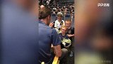 霸气伊布遭小球迷调戏：被问“你认识我吗” 上帝只能乖乖回答