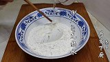 我家烙饼从来不用买，冰箱里一放，张张柔软又劲道，真的太好吃了