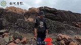 馒头鱼船被巨浪打翻，拿去维修花了上千块，好在赶海抓到了值钱货