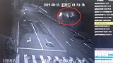 时速140公里！广东男子疑与女友吵架后飙车泄愤翻车身亡