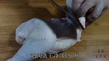 大厨教你香菇焖鸡的做法，出锅香气四溢，下酒下饭都很不错！
