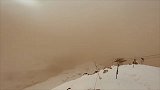 撒哈拉：沙漠沙尘暴吹到欧洲，阿尔卑斯山滑雪胜地被染黄