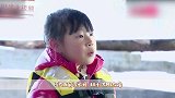 小沈阳女儿晒近照美翻网友，染金色长发浓妆出镜，造型超成熟