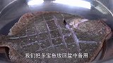 蒸多宝鱼时，切记别直接上锅蒸，教你一招，鱼肉滑嫩不柴不腥，香