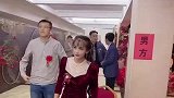 女子参加一对新人婚礼，婚礼想吃婆婆被宾客误认为是新娘