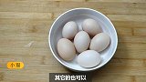小猫把鸡蛋用酱汁泡，完全新吃法，咸香入味，大人孩子都爱吃