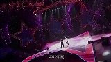 曾是春晚宠儿，如今演出费几十起步，旭日阳刚是如何自毁前程的