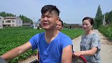 二货夫妻邀请憨头进城吃饭，结果自己吃香喝辣却把憨头坑惨！