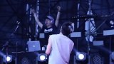 华晨宇颜值高,超酷超帅,个性打扮超时尚唱歌也超级好听