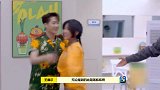 何炅开冰箱赵丽颖差点认不出，站后面观摩做饭，偷咽口水萌翻了