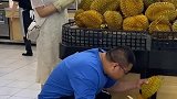 逛了一个星期超市，终于让我等到你了，感觉像是赚了一套房