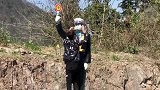 平时看起来爱管闲事的样子，这一刻还是个正义使者