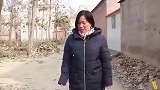 哥哥上班刚走，后妈就在家打骂妹妹，谁知哥哥突然回来