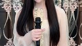 这个小姐姐好仙啊，只是感觉她不适合唱这首伤感的歌曲