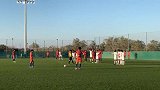 郑铮超高质量定位球攻门 邵璞亮上演极限扑救