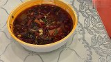 忙了一天，叫份好吃的犒劳一下自己，毛血旺，又辣又麻，百吃不厌